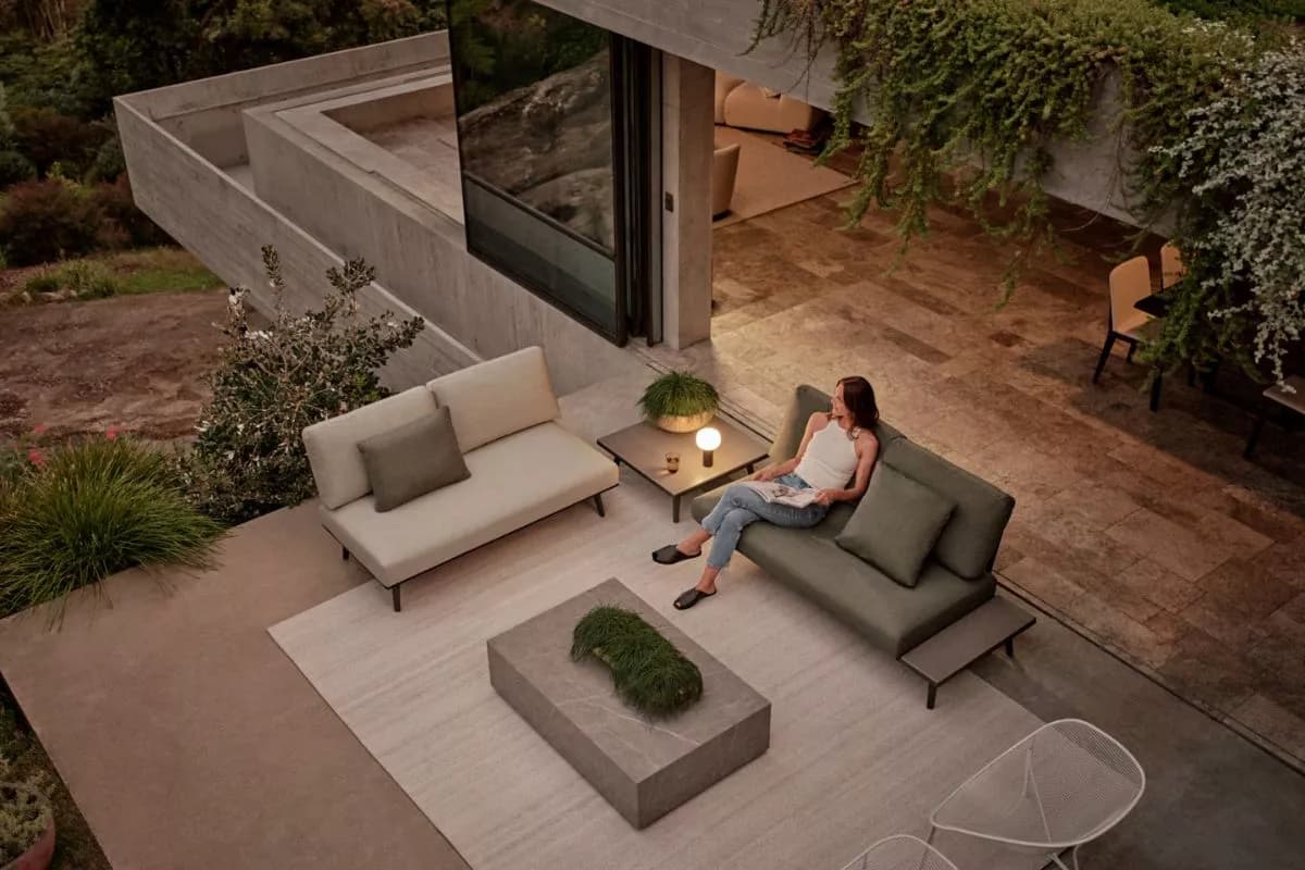 Create Harmony at Home with Seamless Living Lighting