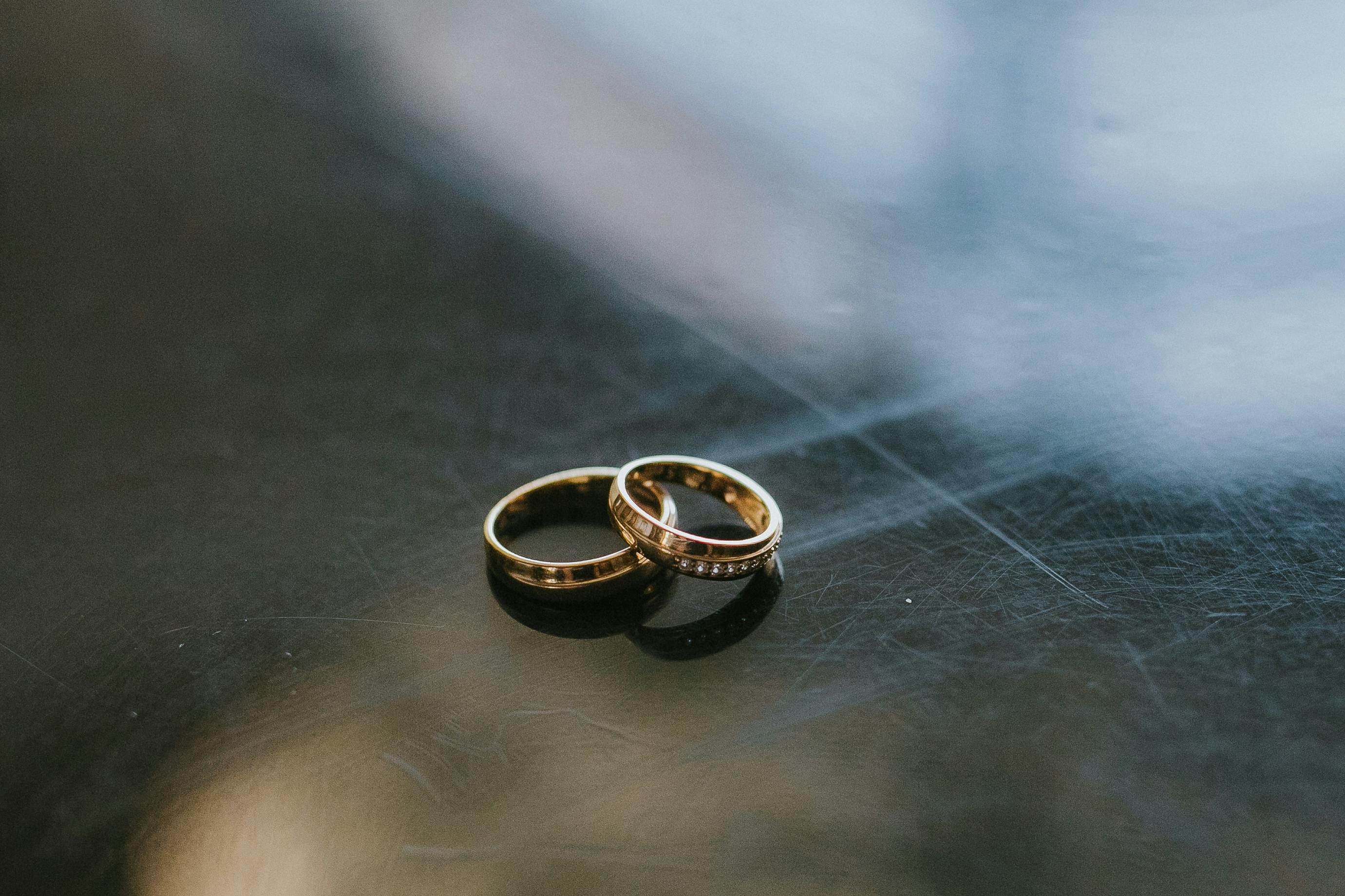 Premium engagement rings Crafted by Brightly Grown