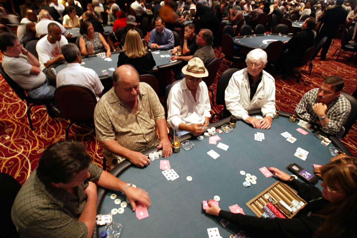 A Comprehensive Guide to Online Casinos in Alberta: Top Choices and Tips